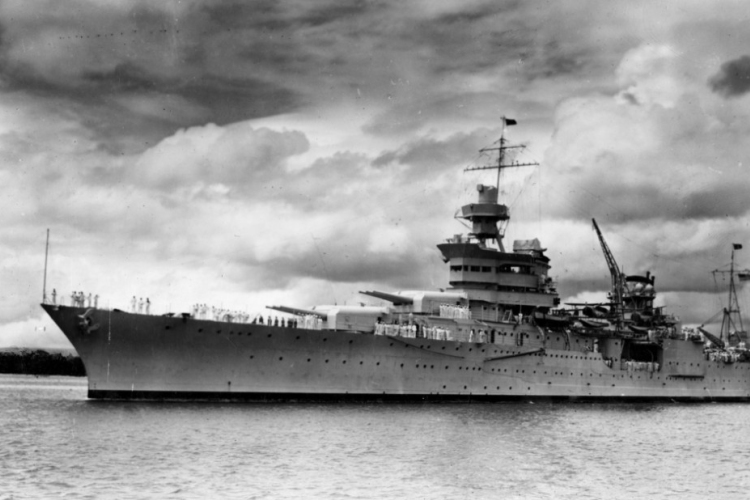 Megtalálták a második világháborúban eltűnt USS Indianapolis hadihajó roncsait