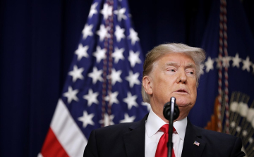 Donald Trump 8,6 milliárd dollárt kér a 2020-as költségvetésben a határfalra