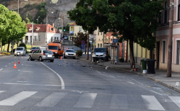 TAROLT A SOFŐR
