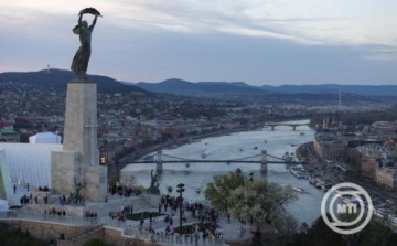 Szallas.hu: tavasszal Budapest, nyáron Siófok a legnépszerűbb hazai úti cél