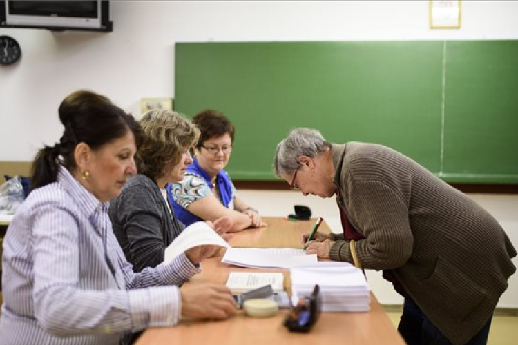 Népszavazás - Nem szavazhat, aki nem írja alá a névjegyzéket