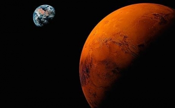 Csillagász: nem lehet kizárni, hogy jelenleg is létezik élet a Marson