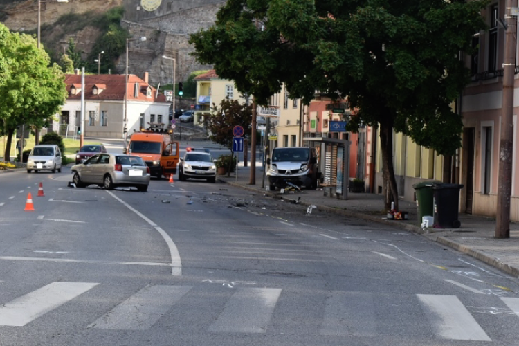 TAROLT A SOFŐR 