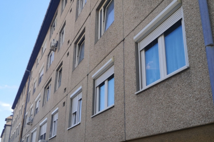 Ingatlan.com: negyvenszeres az árkülönbség a legdrágább és a legolcsóbb panellakás között